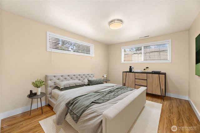 23304 55th Avenue W, Mountlake Terrace, WA 98043