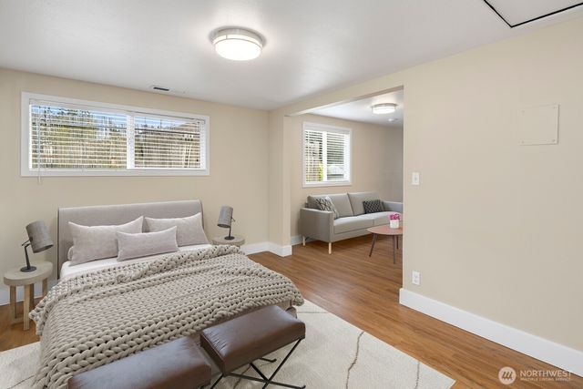 23304 55th Avenue W, Mountlake Terrace, WA 98043
