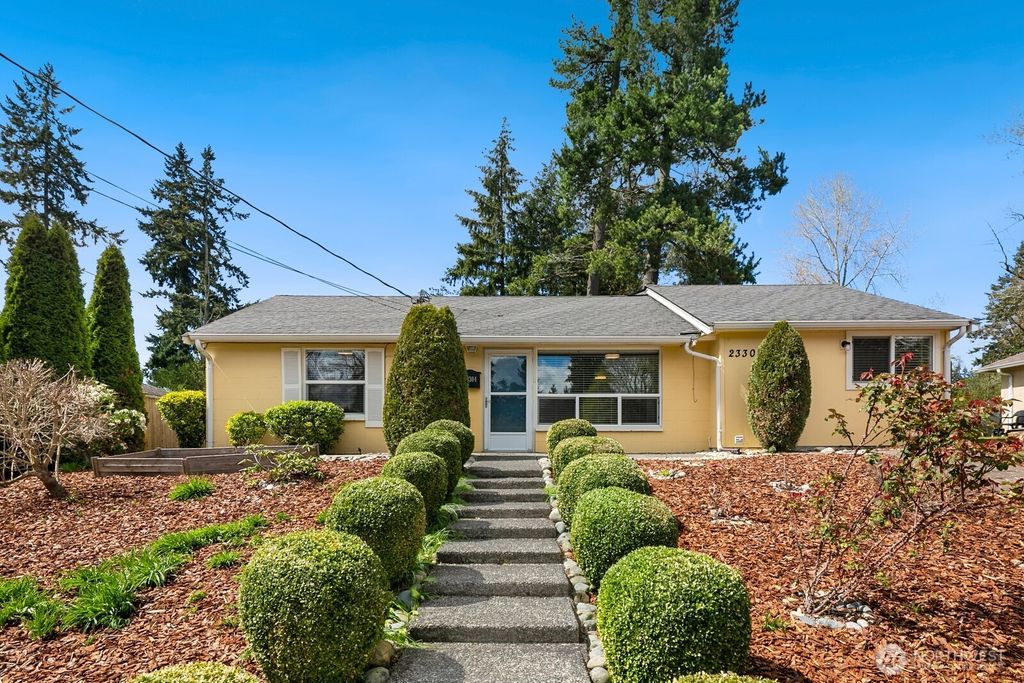 23304 55th Avenue W, Mountlake Terrace, WA 98043