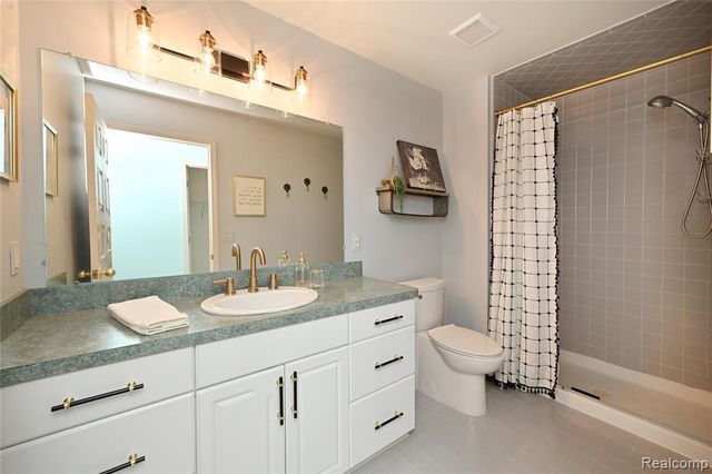 44153 Dylan, Sterling Heights, MI 48314