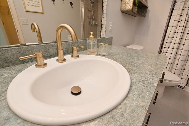44153 Dylan, Sterling Heights, MI 48314
