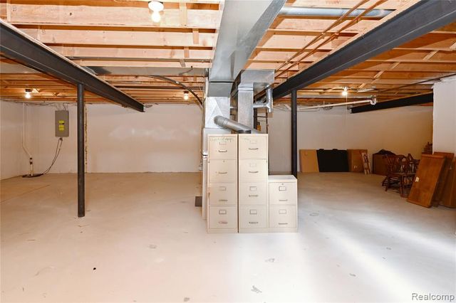 44153 Dylan, Sterling Heights, MI 48314