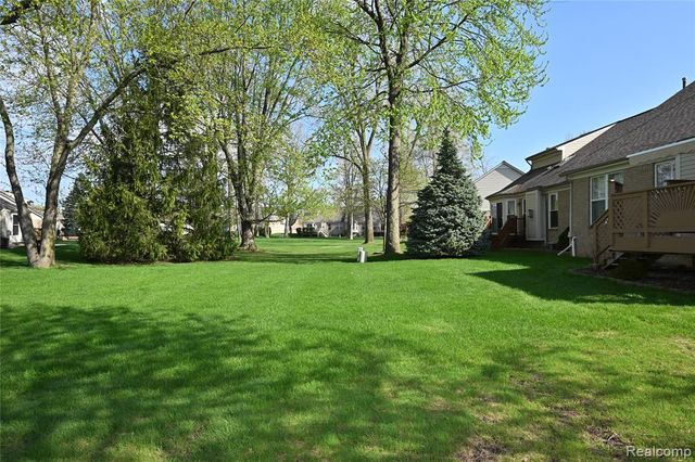 44153 Dylan, Sterling Heights, MI 48314