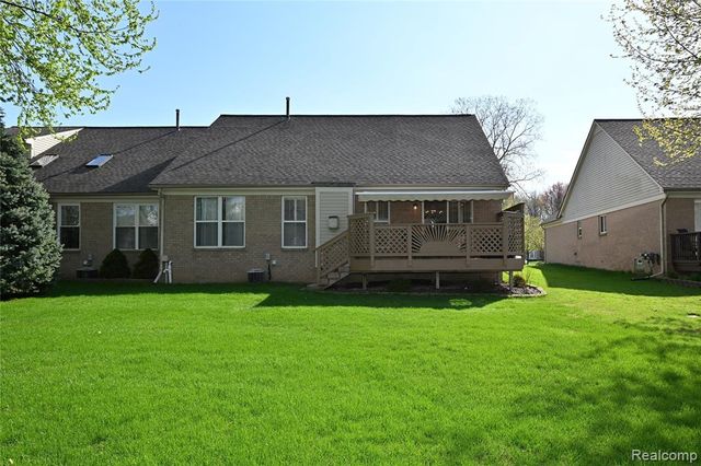 44153 Dylan, Sterling Heights, MI 48314