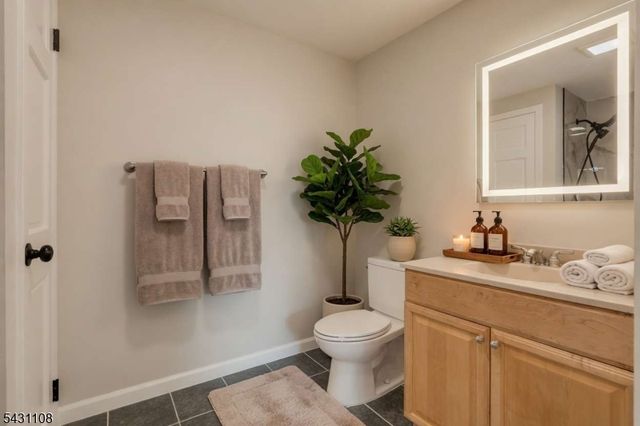 66 Dayton Rd, Jamesburg Boro, NJ 08831