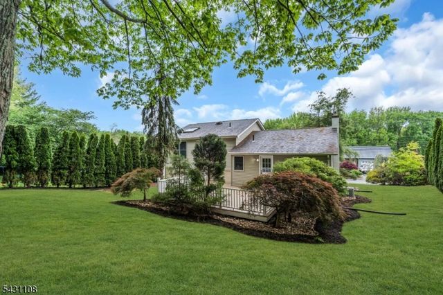 66 Dayton Rd, Jamesburg Boro, NJ 08831