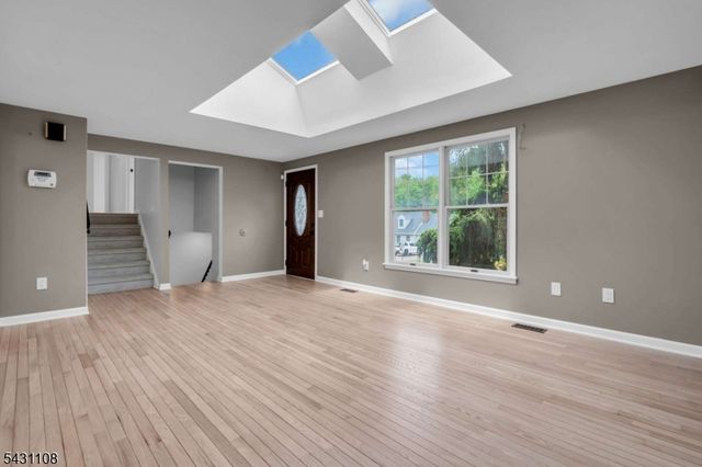 66 Dayton Rd, Jamesburg Boro, NJ 08831