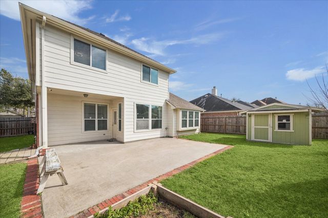 11811 Keswick Pines Lane, Houston, TX 77066