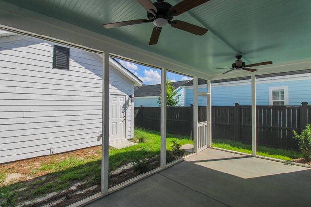 111 Crimson Street, Summerville, SC 29486