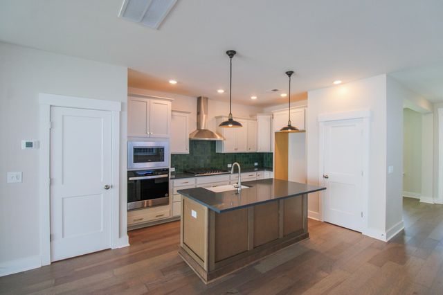 111 Crimson Street, Summerville, SC 29486