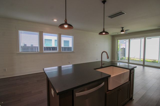 111 Crimson Street, Summerville, SC 29486