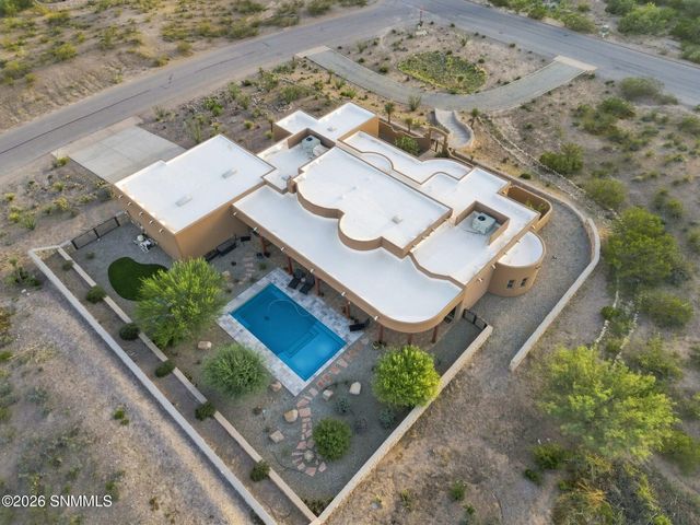 5637 Via Estrella, Las Cruces, NM 88011