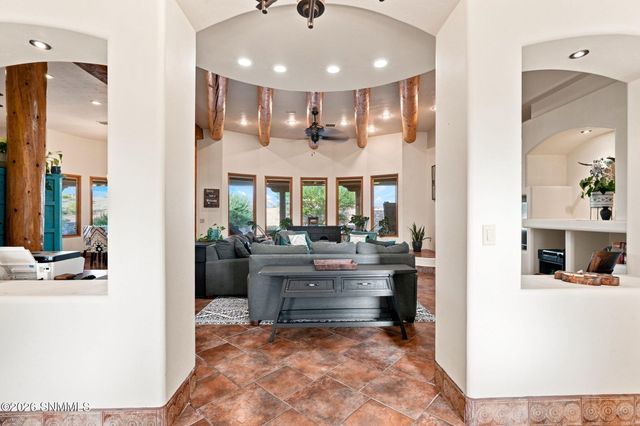 5637 Via Estrella, Las Cruces, NM 88011