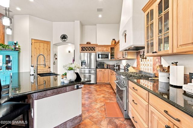 5637 Via Estrella, Las Cruces, NM 88011