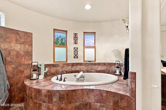 5637 Via Estrella, Las Cruces, NM 88011