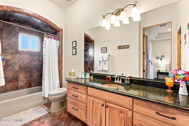 5637 Via Estrella, Las Cruces, NM 88011
