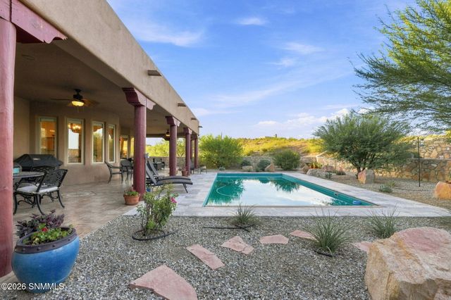5637 Via Estrella, Las Cruces, NM 88011