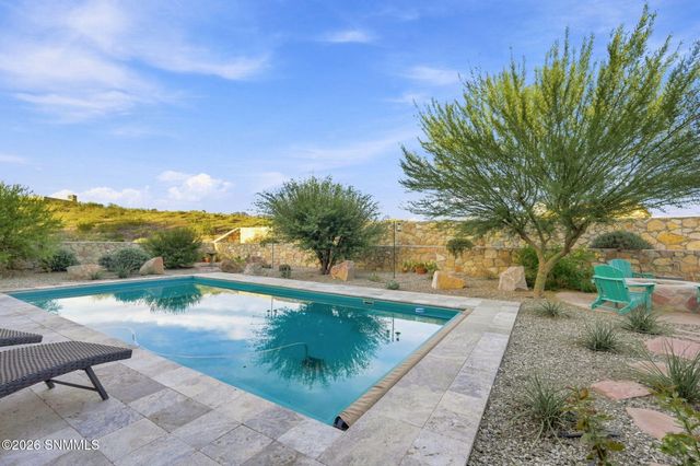 5637 Via Estrella, Las Cruces, NM 88011