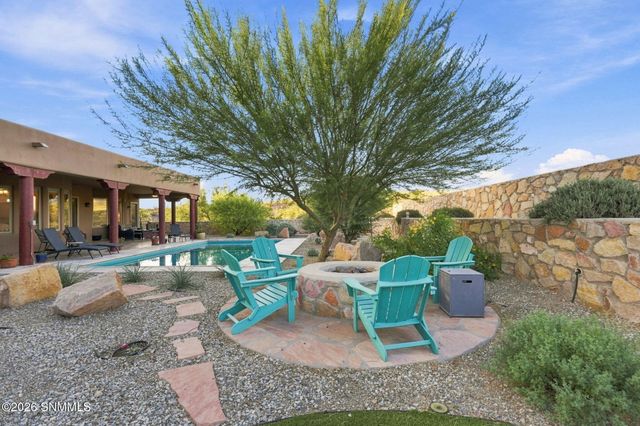 5637 Via Estrella, Las Cruces, NM 88011
