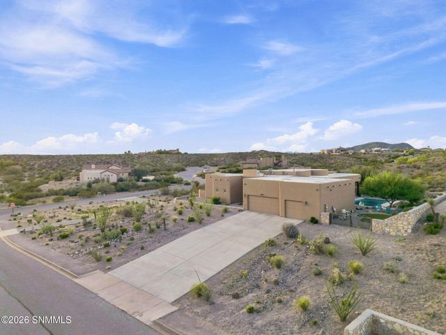 5637 Via Estrella, Las Cruces, NM 88011