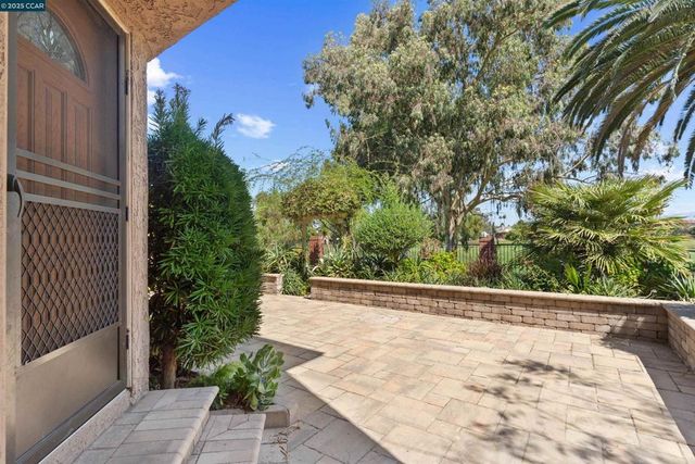 5541 Lanai Court, Discovery Bay, CA 94505