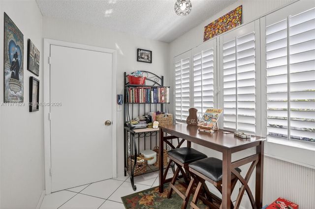 2897 Quail Run Ln, Davie, FL 33328