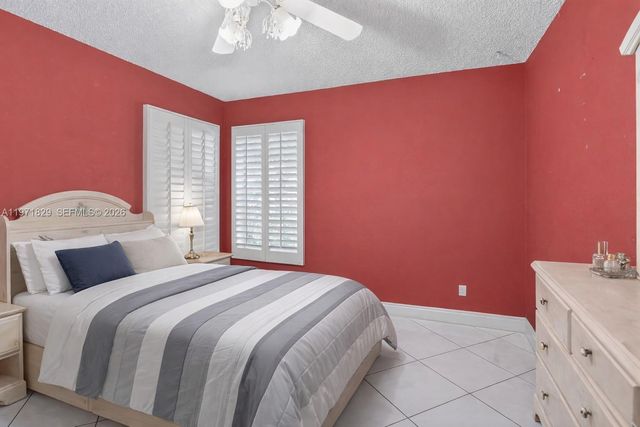 2897 Quail Run Ln, Davie, FL 33328