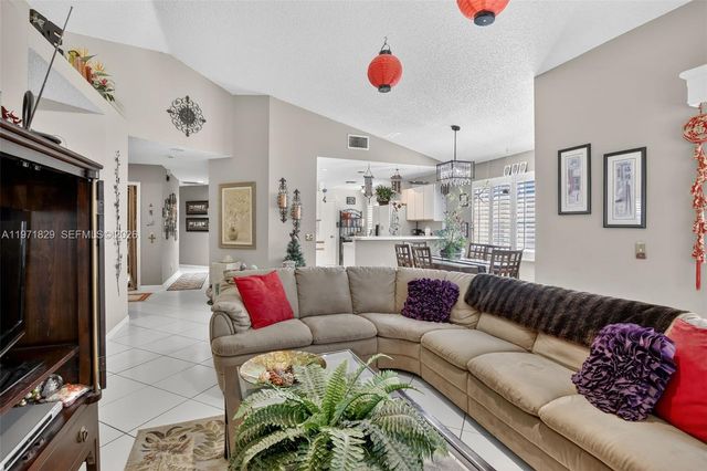 2897 Quail Run Ln, Davie, FL 33328