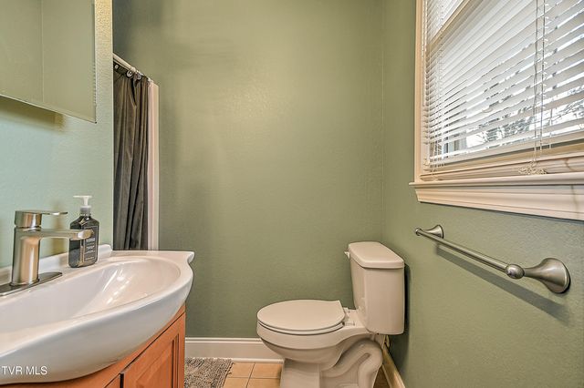 155 Santa Monica Road, Bristol, VA 24201