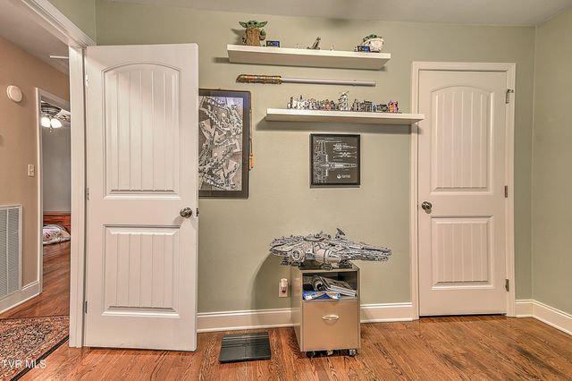 155 Santa Monica Road, Bristol, VA 24201