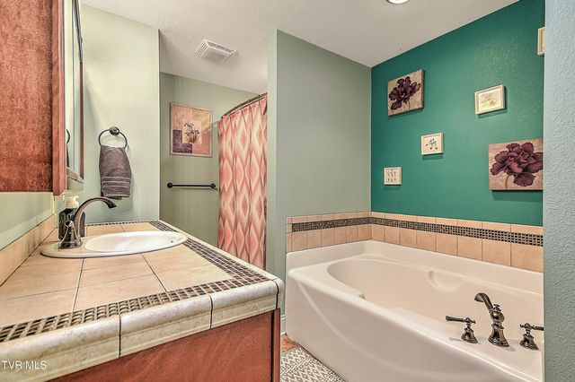 155 Santa Monica Road, Bristol, VA 24201