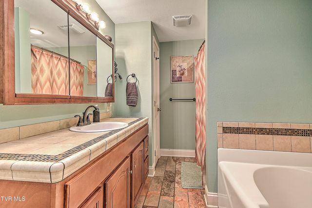 155 Santa Monica Road, Bristol, VA 24201