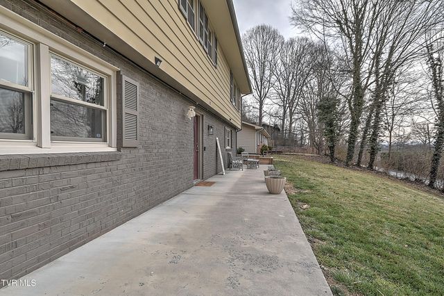 155 Santa Monica Road, Bristol, VA 24201