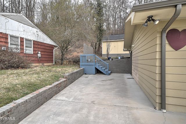 155 Santa Monica Road, Bristol, VA 24201