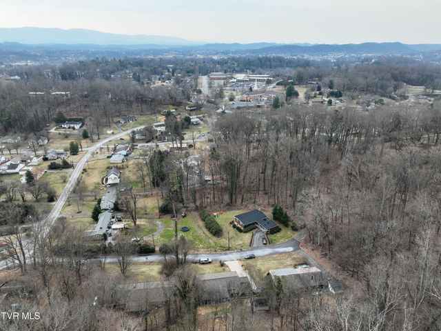 155 Santa Monica Road, Bristol, VA 24201