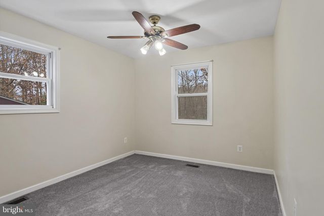 11013 FOREST HOLLOW DR, Bumpass, VA 23024