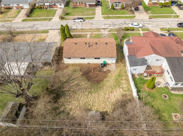 1692 Hopewell Avenue, Jefferson Twp, OH 45417