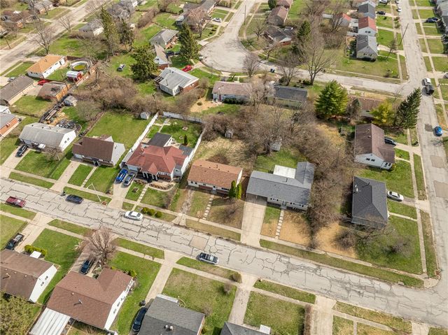 1692 Hopewell Avenue, Jefferson Twp, OH 45417