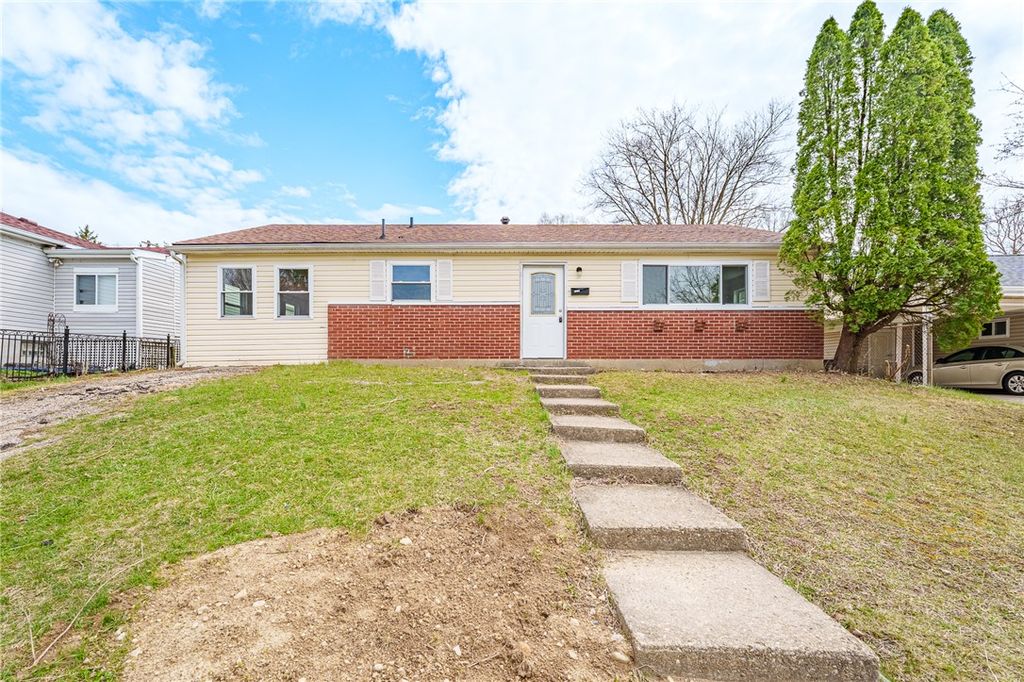 1692 Hopewell Avenue, Jefferson Twp, OH 45417