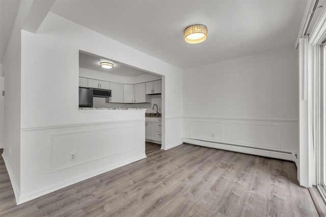 4113 Telegraph Road A214, Bloomfield Hills, MI 48302