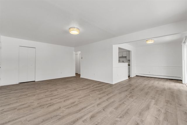 4113 Telegraph Road A214, Bloomfield Hills, MI 48302