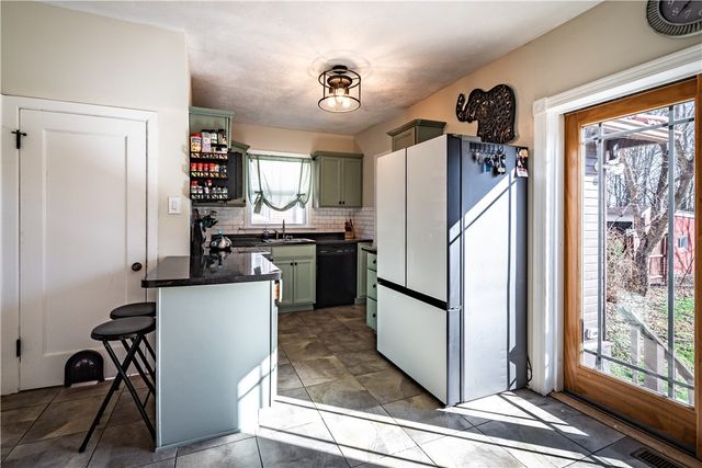 1502 Delaware Avenue, New Castle, PA 16105