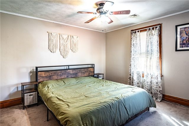 1502 Delaware Avenue, New Castle, PA 16105