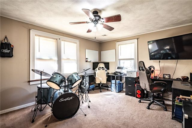 1502 Delaware Avenue, New Castle, PA 16105