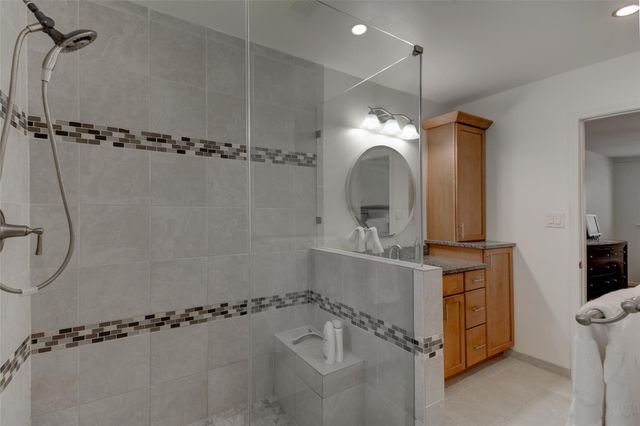 926 Ashford Parkway, Houston, TX 77077