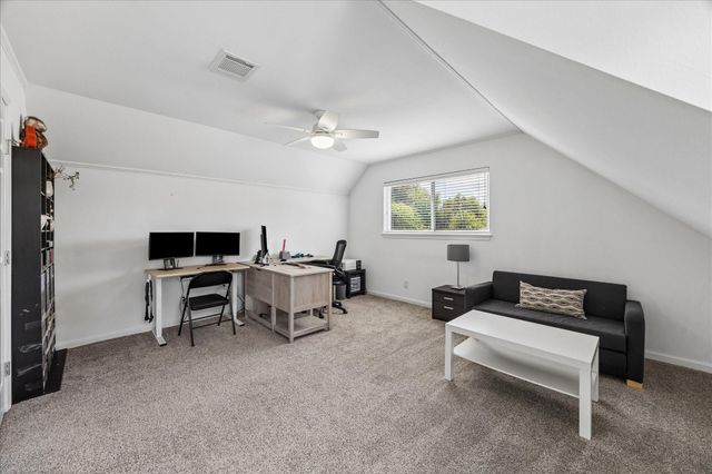 926 Ashford Parkway, Houston, TX 77077