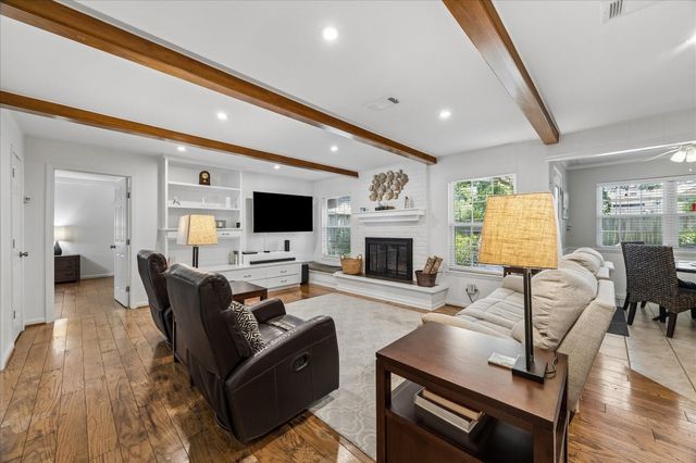 926 Ashford Parkway, Houston, TX 77077