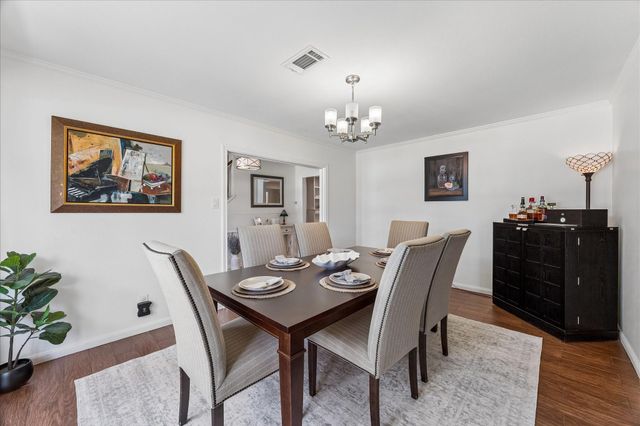 926 Ashford Parkway, Houston, TX 77077