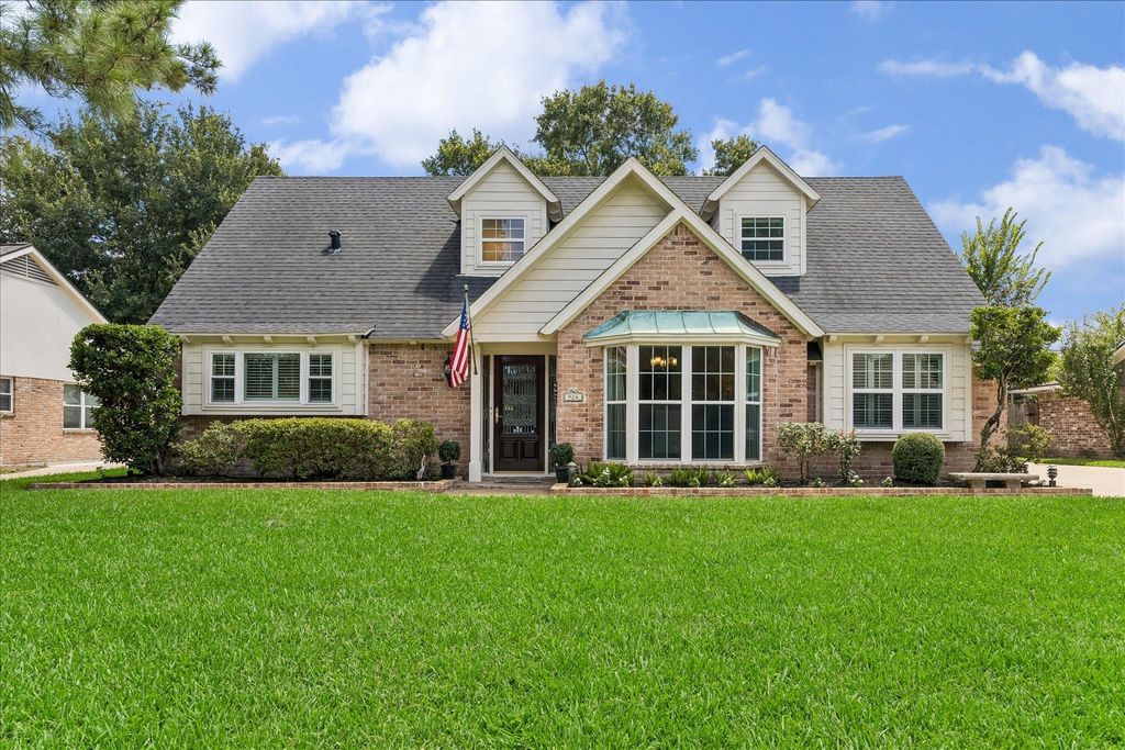 926 Ashford Parkway, Houston, TX 77077