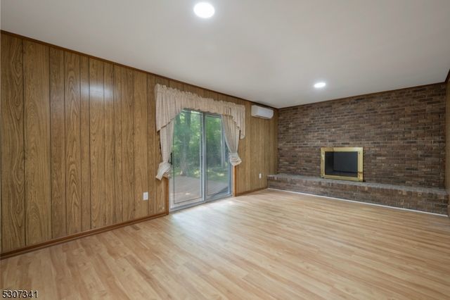 20 Whitewood Dr, Parsippany-troy Hills Twp., NJ 07950